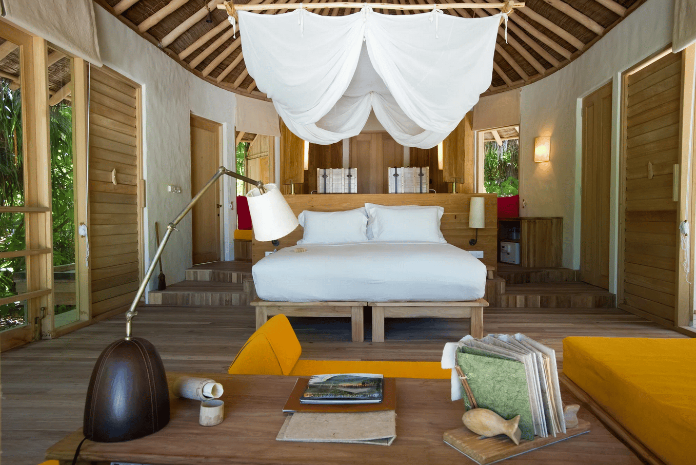Family Lagoon Beach Villa with Pool · Family · lagoon beach